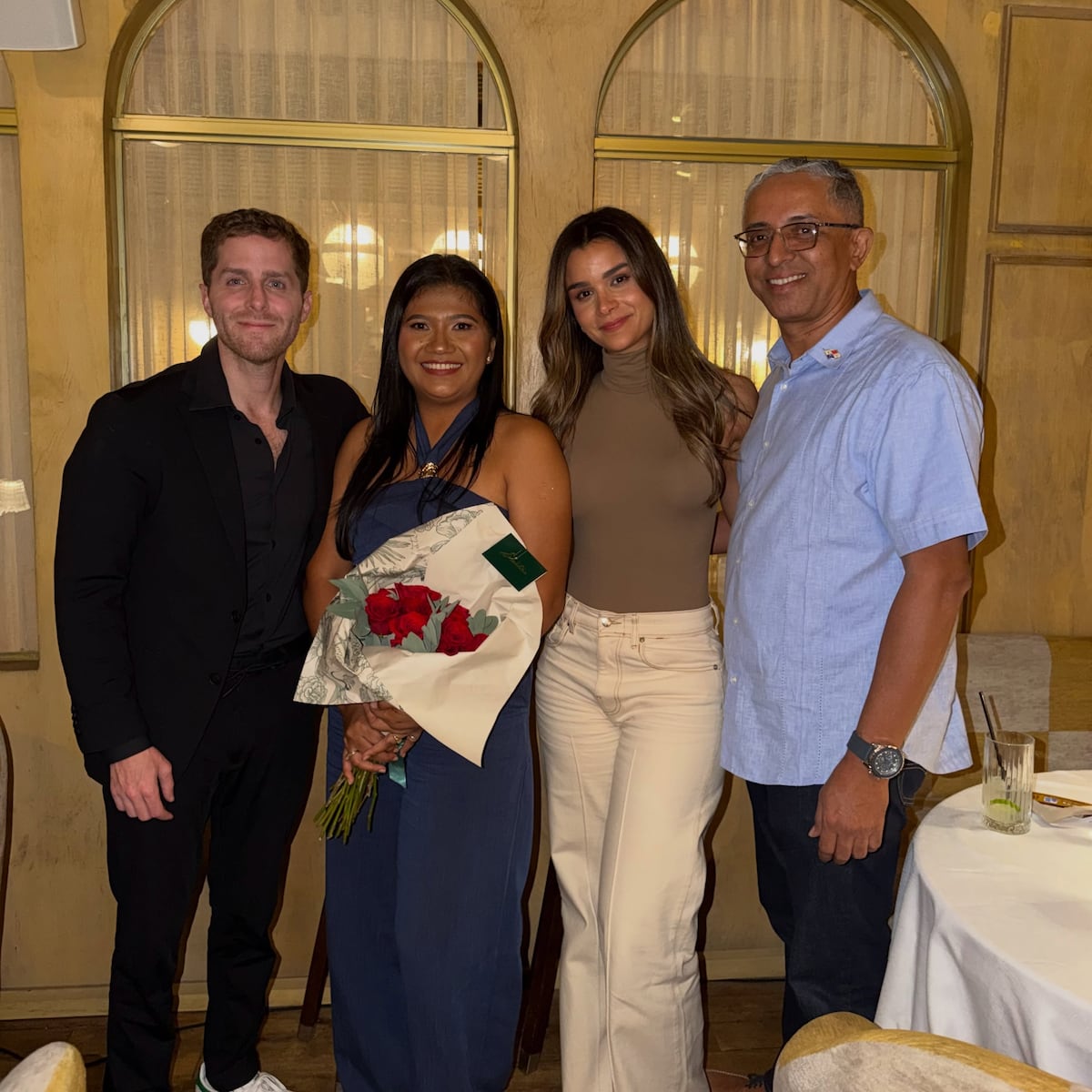 Yaneth Marín ofrece compañía con comida incluida, Orman Innis un tranque y le dan cocada a Mayer