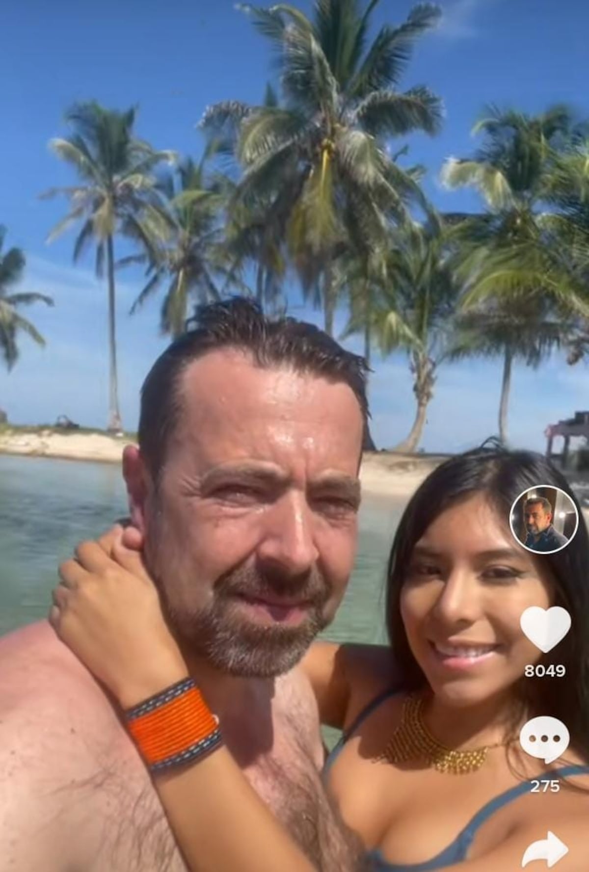 Ana Blanco a minutos de salir de Panamá hacia España con su novio