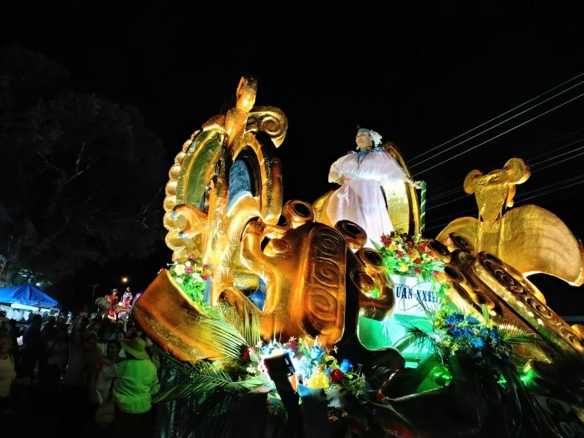San Martín de Porres brilló con su IV Festival Folclórico