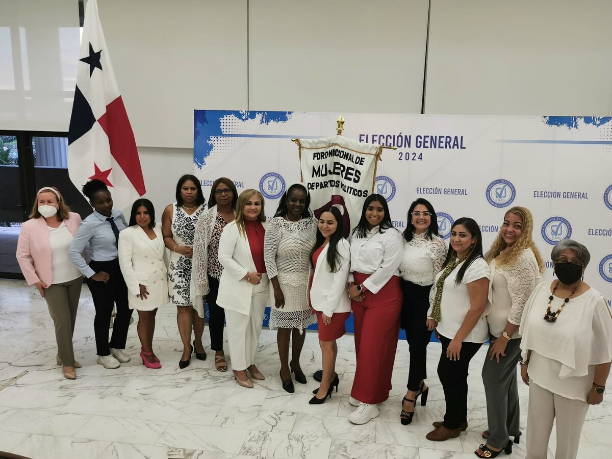 Foro Nacional de Mujeres están más que unidas para empoderar a las candidatas para los comicios electorales