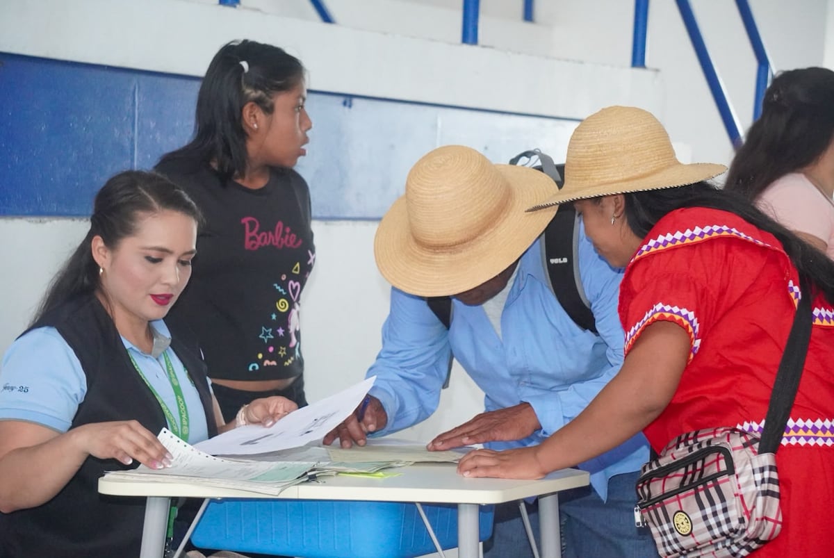 Más de 100 estudiantes reciben apoyo del PASECOOP en Veraguas