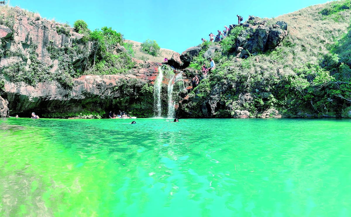 La Silampa. Un piscina turquesa en medio de montañas