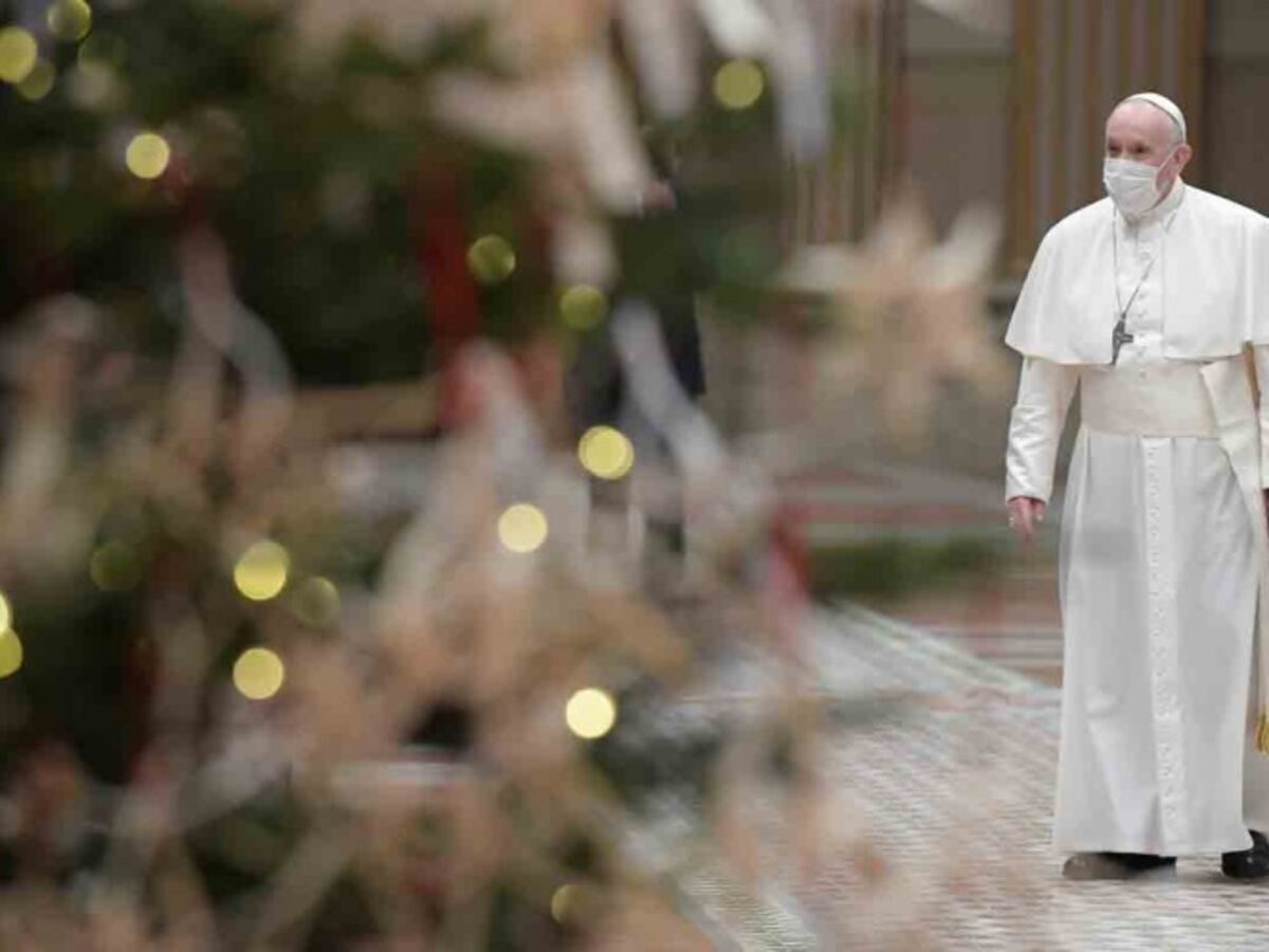 Vacunas contra la covid-19 para todos, pide el Papa Francisco en mensaje navideño