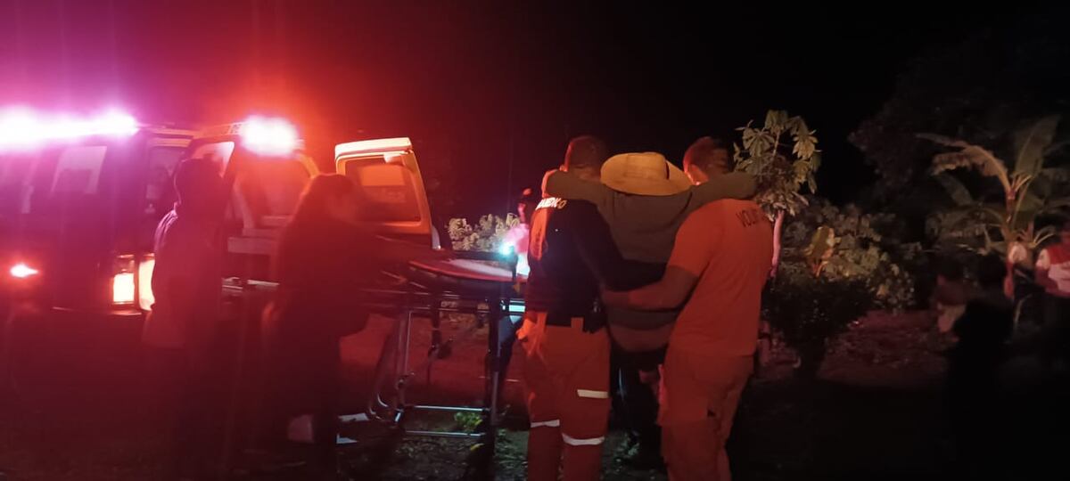 Rayo mata a tres personas y dos heridas en Monte Grande en Cañazas