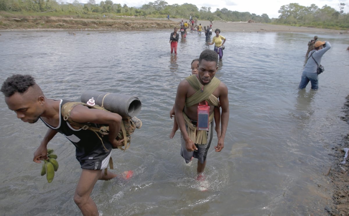 Unos 12 migrantes han muerto este año en la selva fronteriza colombo-panameña, persiguiendo el ‘sueño americano’