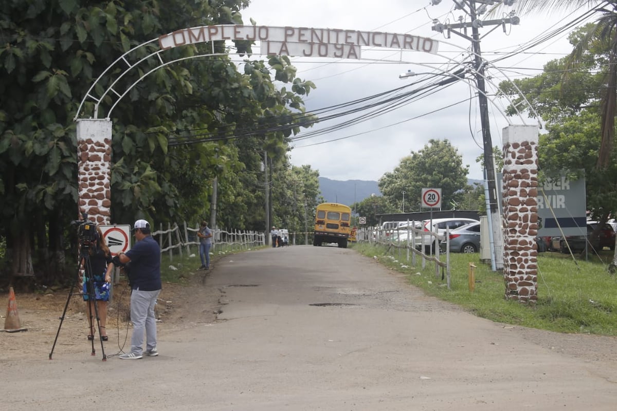 Lo último| Balacera  en el Centro Penitenciario La Joya