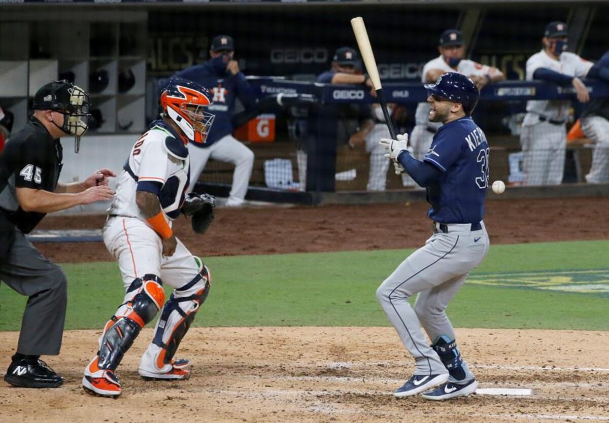  Los Rays se ponen a un triunfo de la Serie Mundial; los Bravos a dos