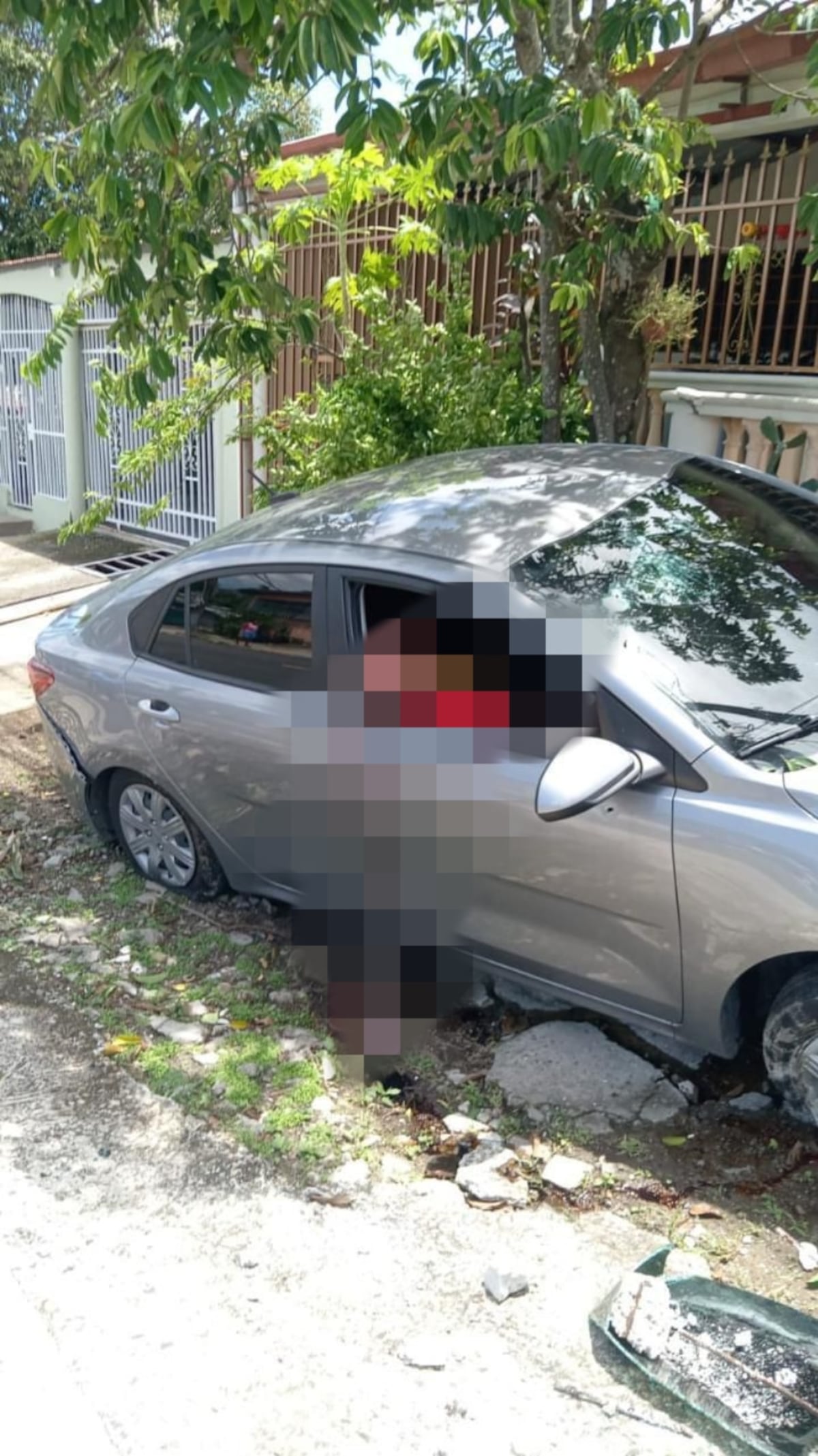 Lo que de sabe de la muerte de alias Papito, del grupo ‘Reyes de la Quinta’, de Santa Librada. Interceptado, baleado y un sobre amarillo dentro del carro