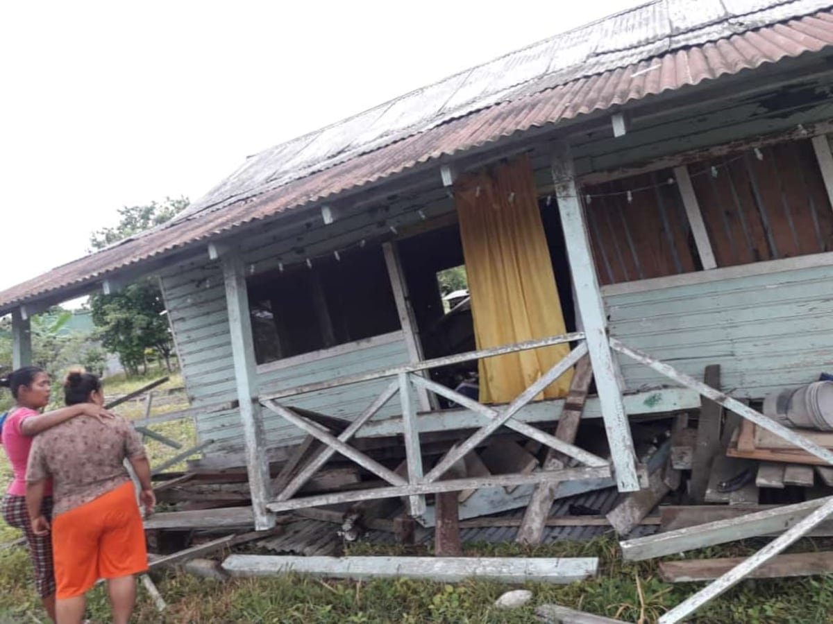 Sismo fue tan fuerte que dejó varias viviendas derribadas. Fotos y videos