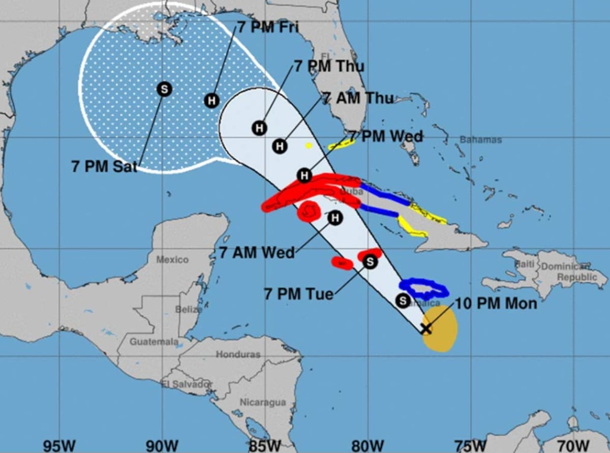 Tormenta tropical Rafael podría convertirse en huracán, advierten meteorólogos: ¿Cómo afecta a Panamá?