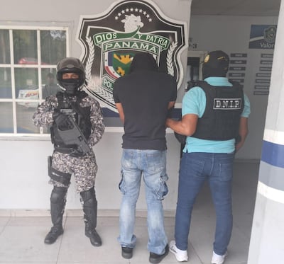 Aprehenden a ‘depredador digital’ por pornografía infantil en Parque Lefevre