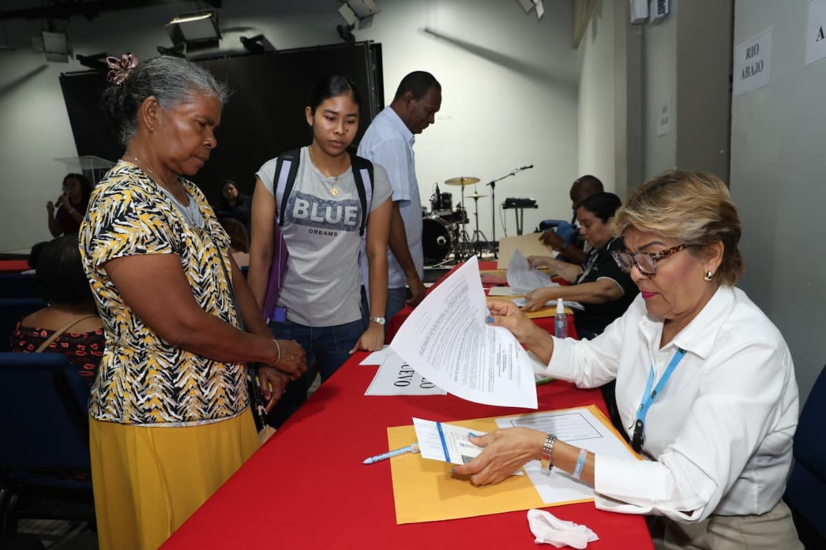 Mides entrega más de 3 mil nuevas Tarjetas Clave Social y anuncia fechas de pago