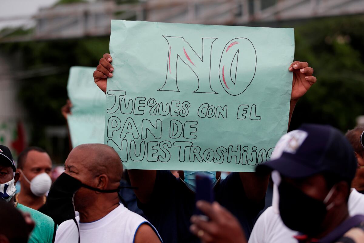 Proponen una década de veda para tiburón y raya en Panamá