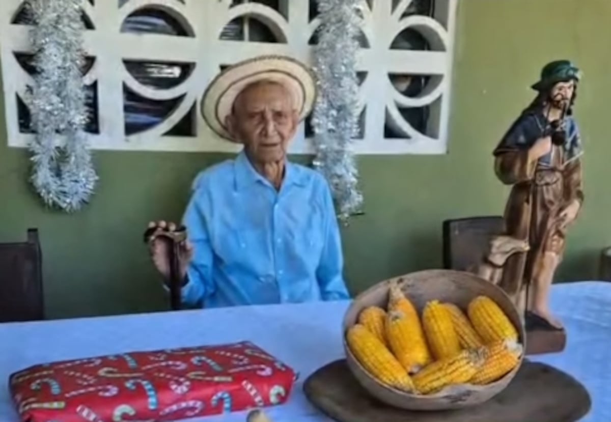 La Laca de Las Tablas rinde homenaje a Lisandro Herrera en sus 105 años de vida