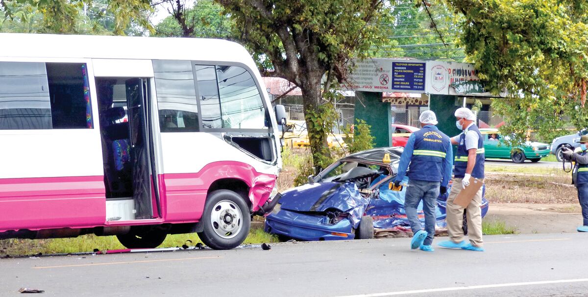 Le dio con todo. Muertos por Colisión en Chiriquí y  atropello en Coclé