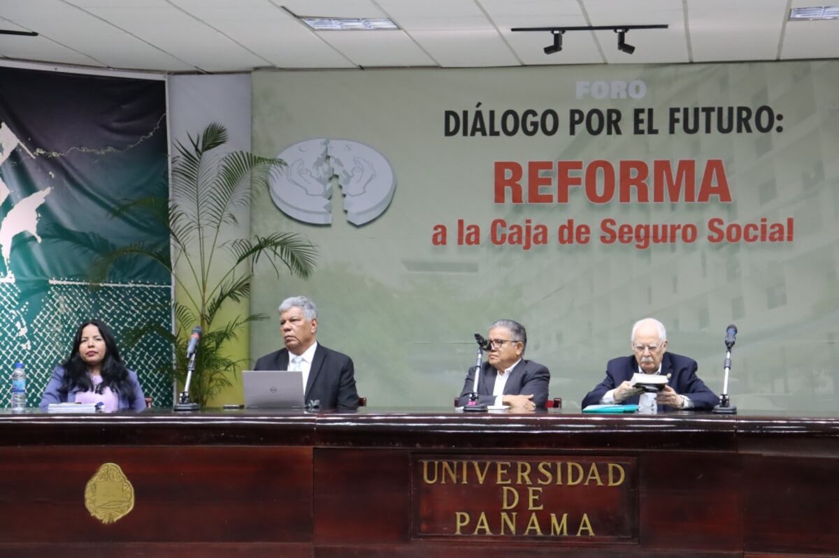 Expertos de la Universidad de Panamá presentan soluciones para salvar el sistema de seguridad social