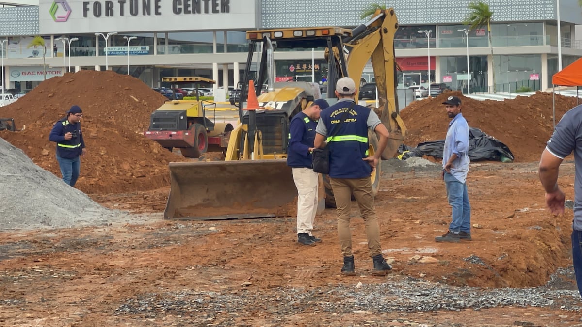 Retroexcavadora le pasa encima a un obrero en La Chorrera