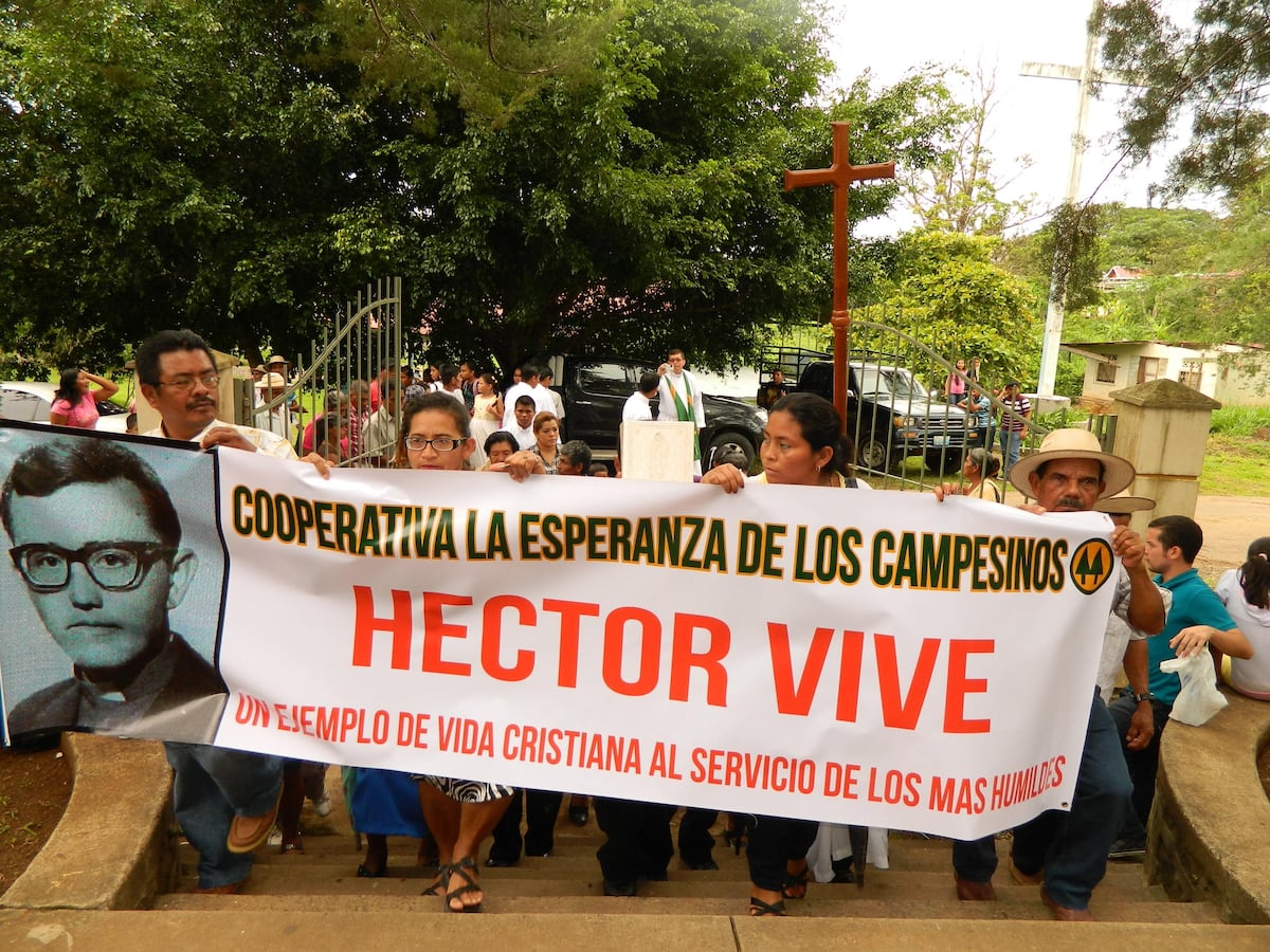 Hoy se conmemora 49 años de la muerte del sacerdote Héctor Gallego en Santa Fe de Veraguas