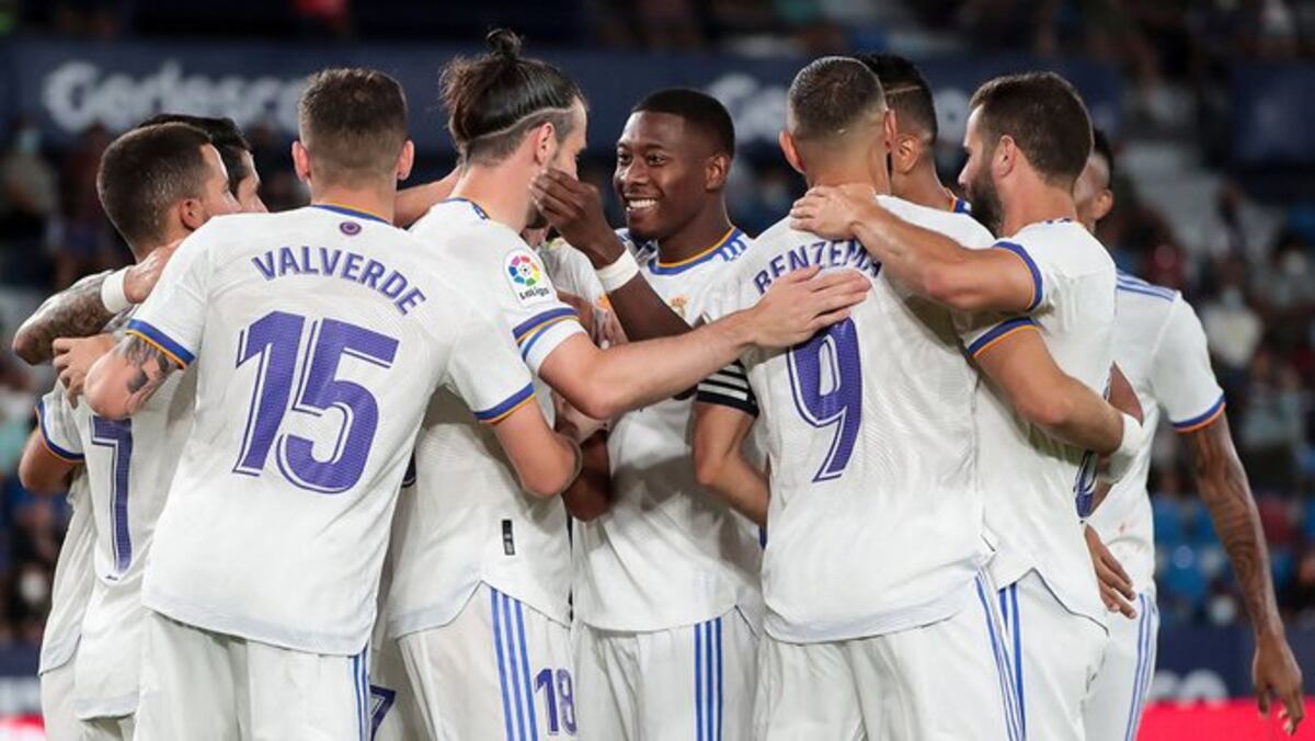 El Real Madrid rescata un sufrido empate ante el Levante con un golazo de Vinicius Jr. 