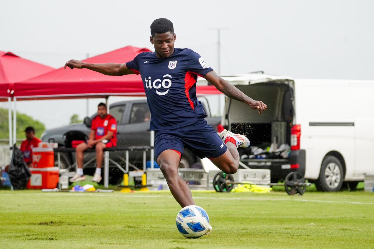 Christiansen mueve el tablero de Panamá y prueba la nueva generación que viene con potencia y talento