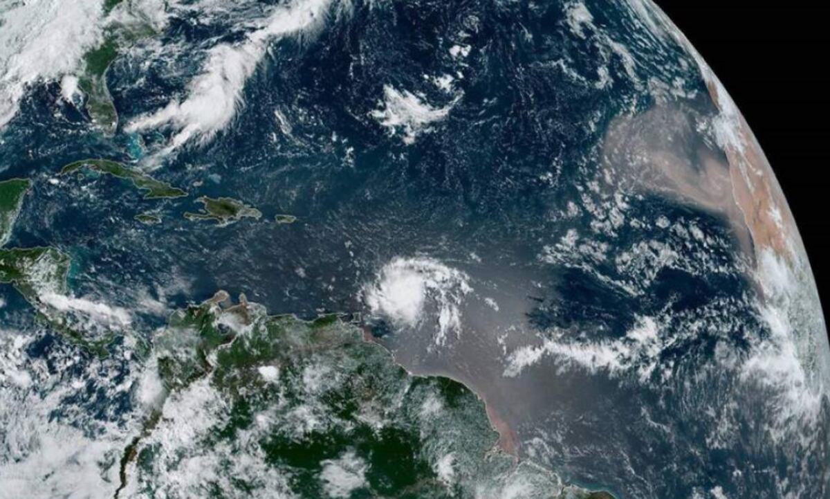 Pánico y escasez: Puerto Rico se prepara para el impacto de la tormenta tropical Dorian