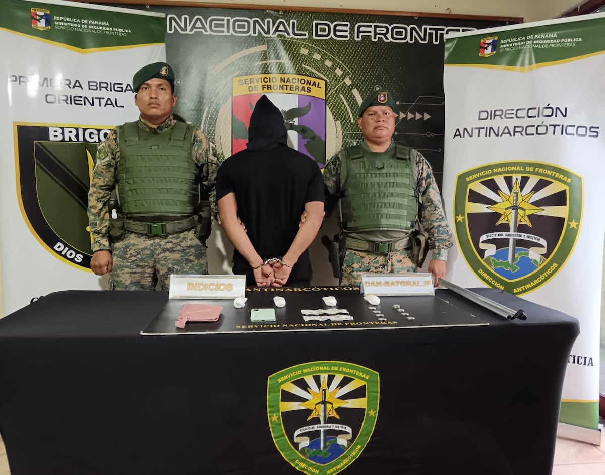 Lo pillaron vendiendo ‘paquetitos’ de presunta droga en un operativo en Santa Fe
