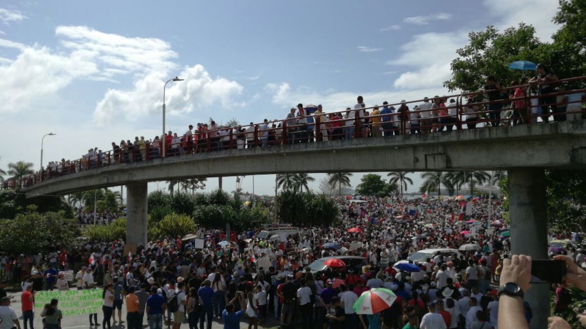 Ahora piden que Odebretch salga del país y convocan protesta para el martes 23