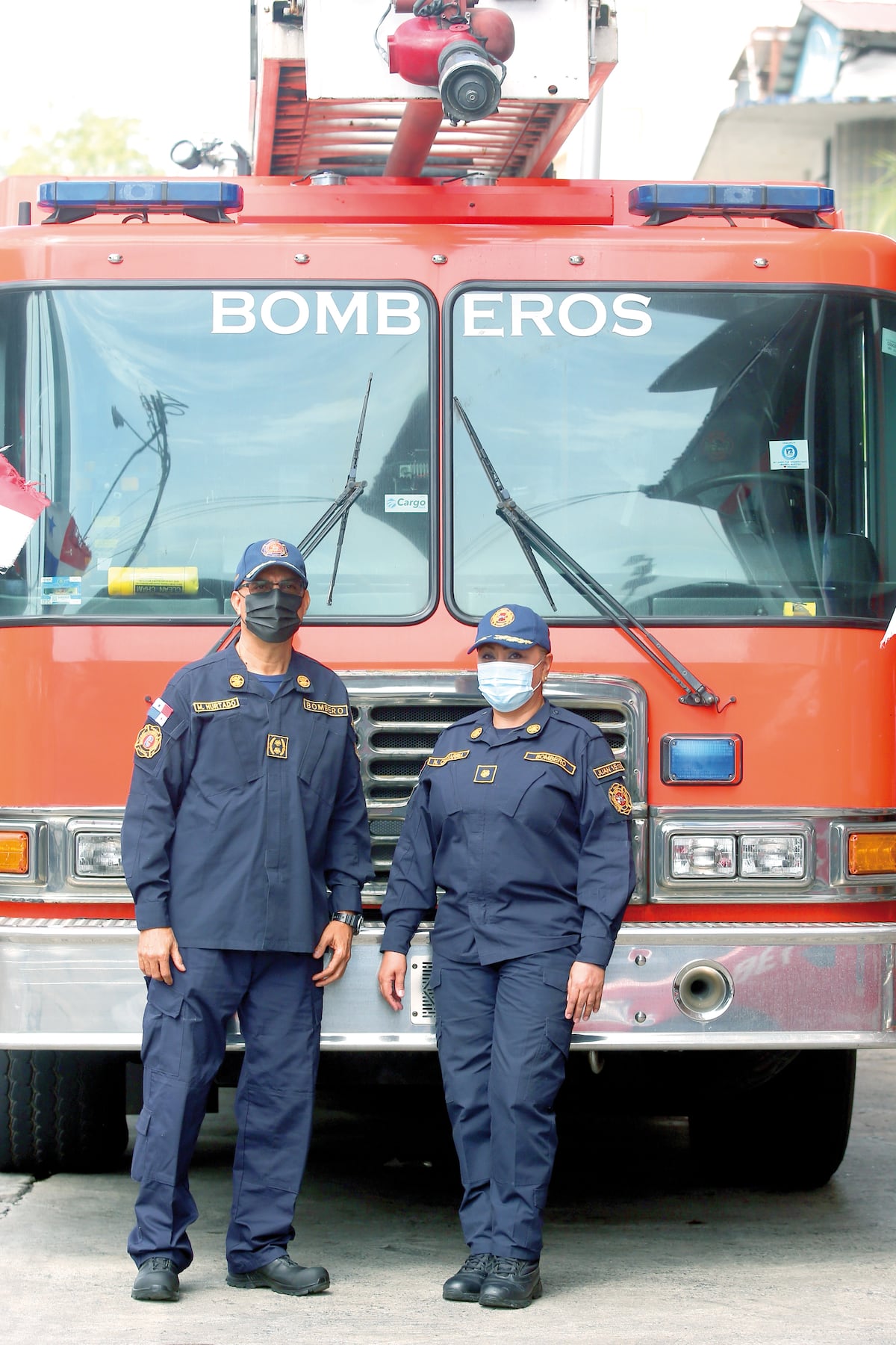 La misma pasión. Comparten los esposos Hurtado-Chavarría en el Cuerpo de Bomberos de Panamá 