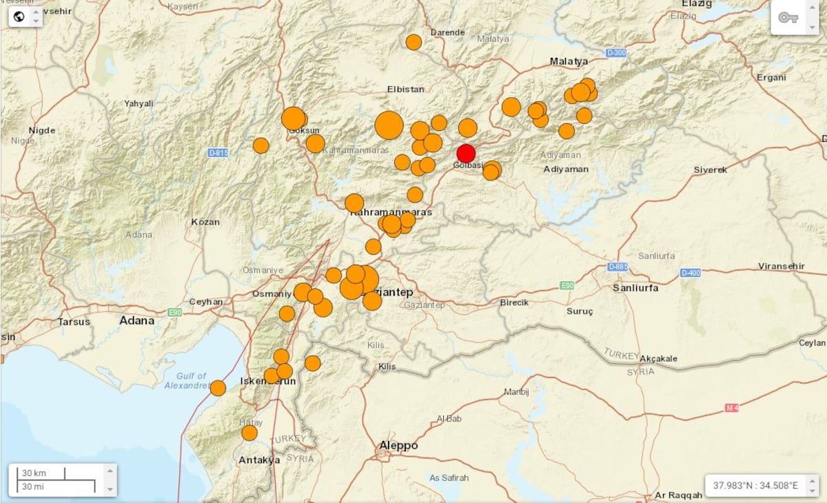 Más de 50 sismos se han registrado en Turquía, los más fuertes son cuatro que superan los 6,0 grados. Video