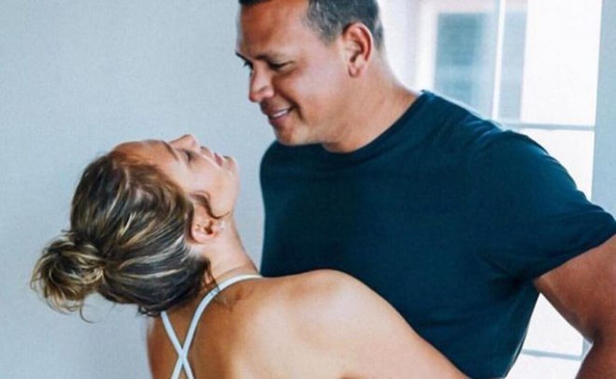  ¡Uy! Jennifer Lopez pone en pausa sus planes de matrimonio