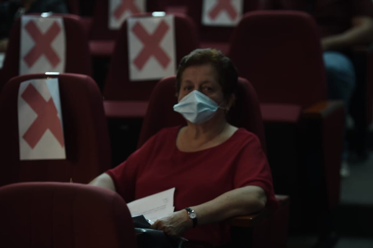 Inicia primer debate al proyecto de ley que extiende suspensión de contratos laborales. Video