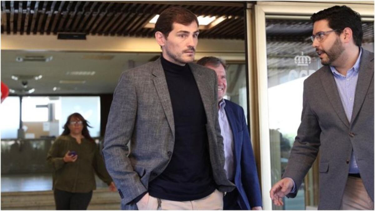 Iker Casillas da un paso al costado y no correrá para presidente