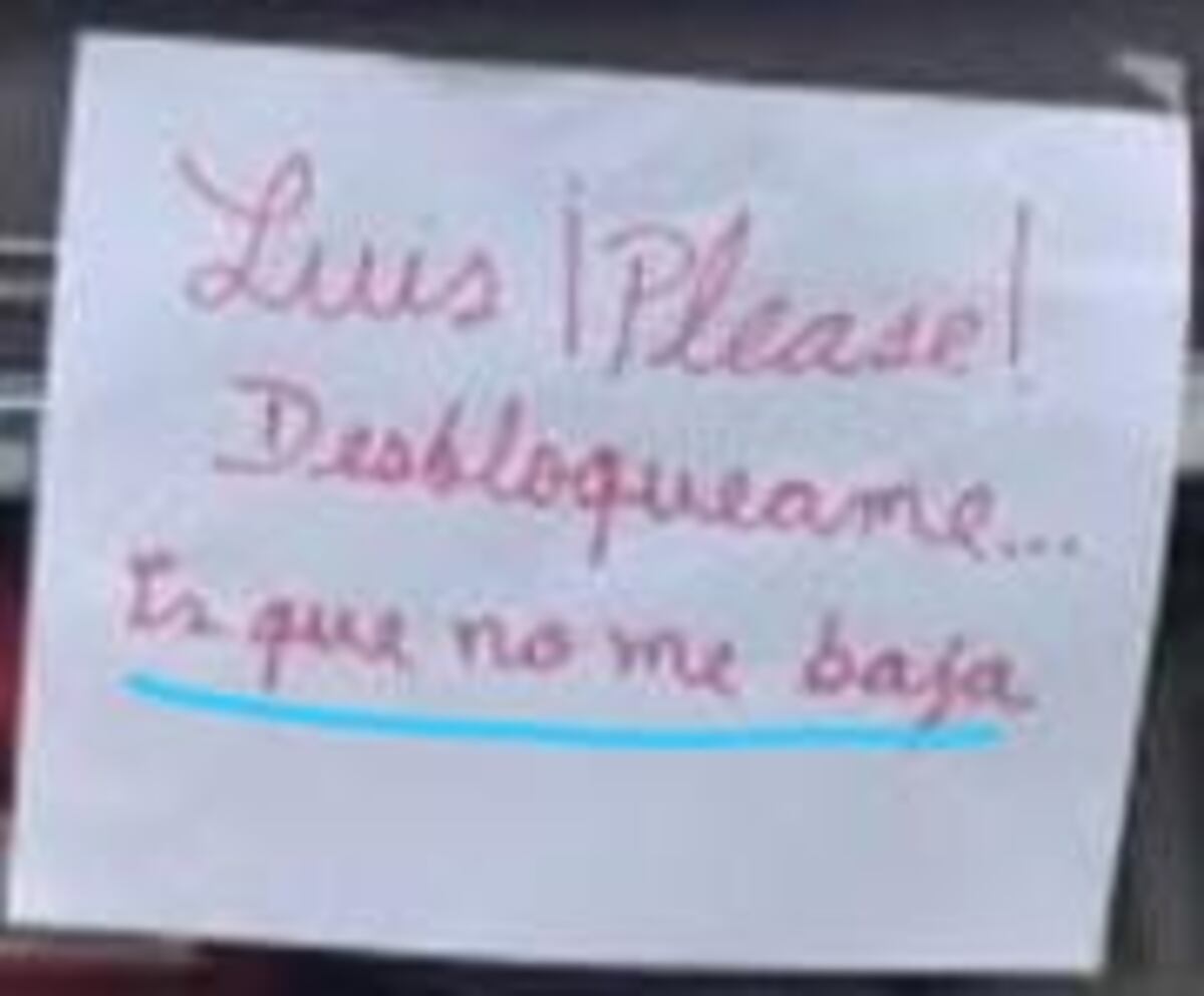 ‘Desbloquéame, no me ha bajado’. Desesperado pedido que se hace viral