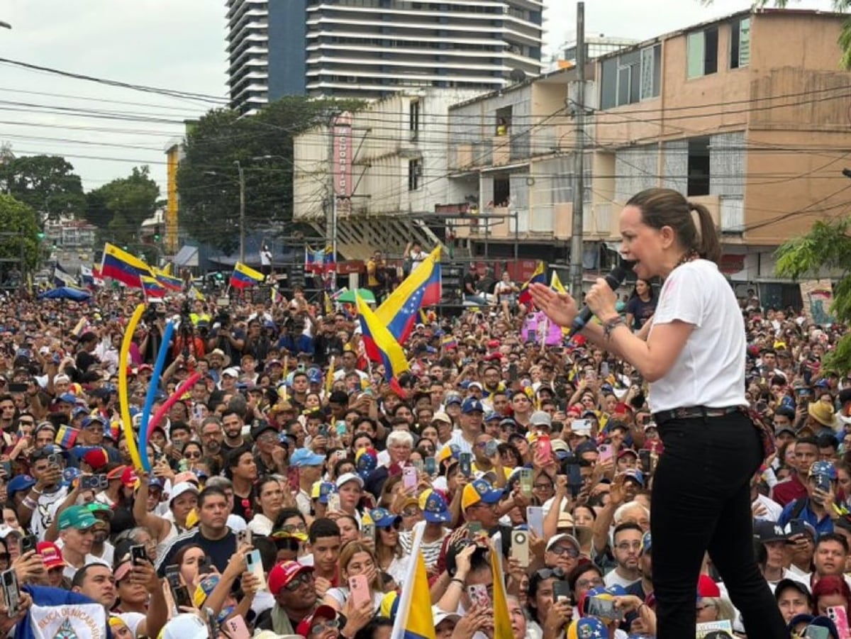‘Queremos votar’: María Corina Machado reúne a venezolanos en Panamá y habla de posible candidatura presidencial + VÍDEO