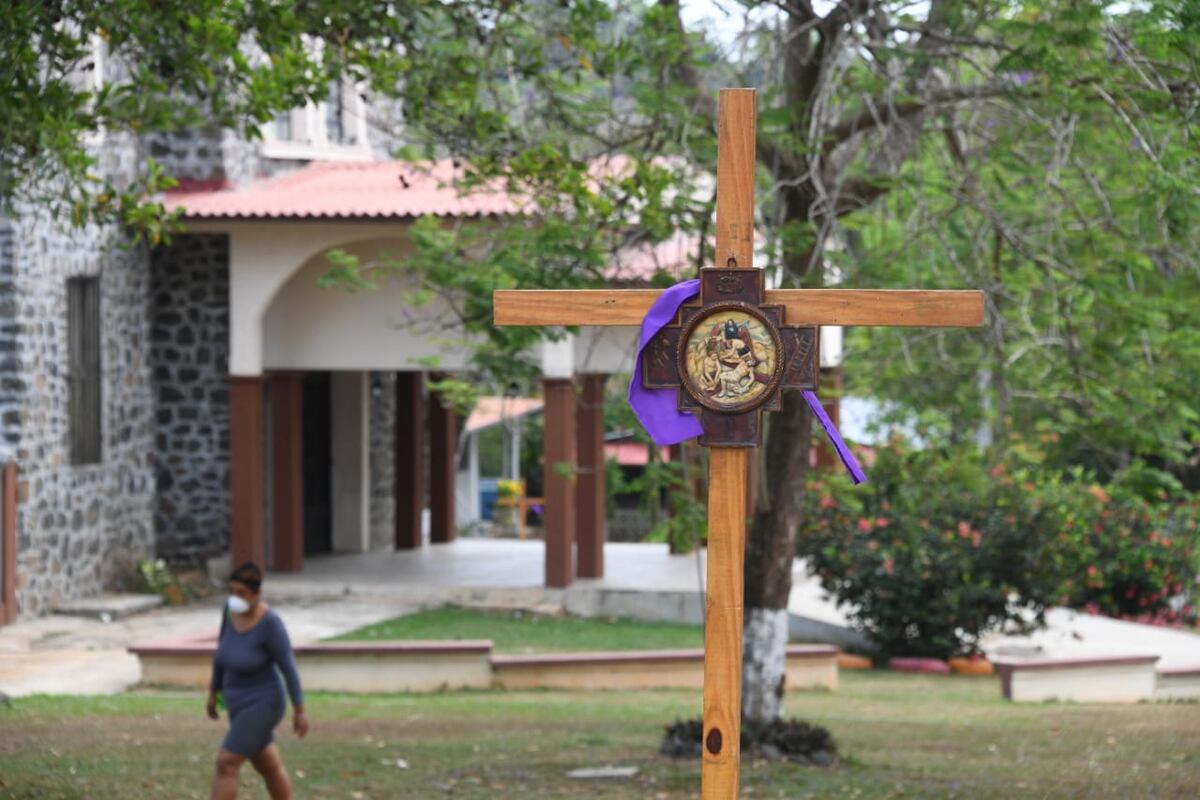 Una de las actitudes que el cristiano debe tener durante el Viernes Santo es la reflexión