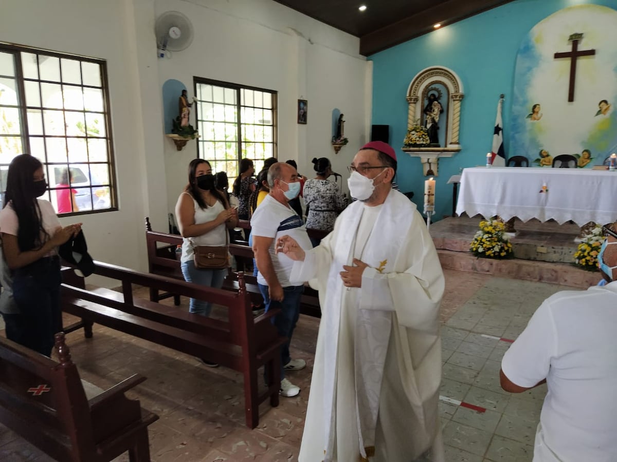 Celebran su primera feria familiar en la capilla San Juan de Dios de Antón