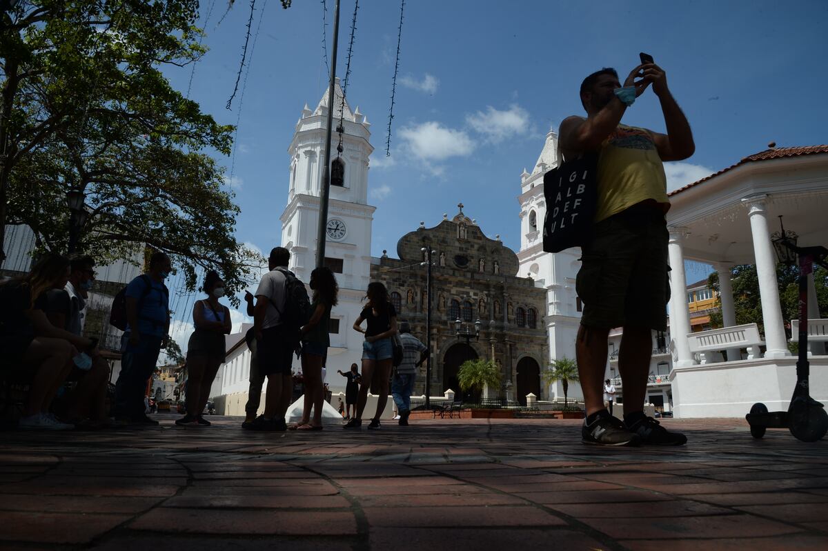 El turismo debe ser uno de los principales enfoque del país