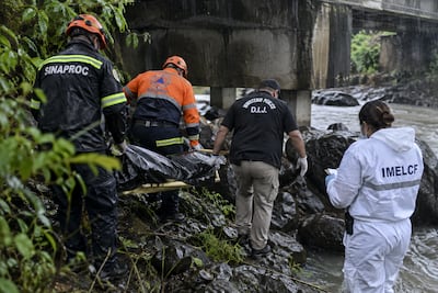 ¡Misterio bajo el puente: una mujer, una roca y muchas preguntas! Hallan a mujer muerta en Chiriquí
