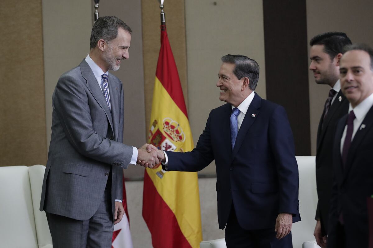 Felipe VI está orgulloso de las raíces españolas de Nito Cortizo