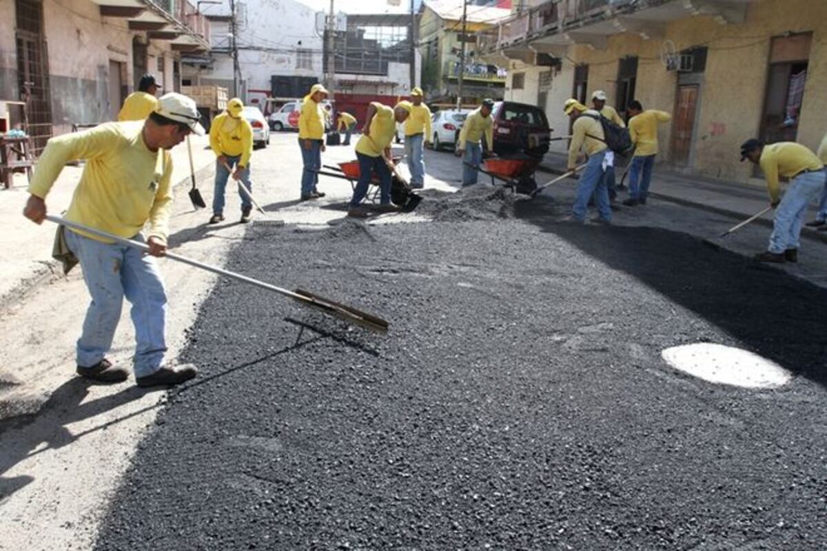 Tapan los huecos en la ciudad