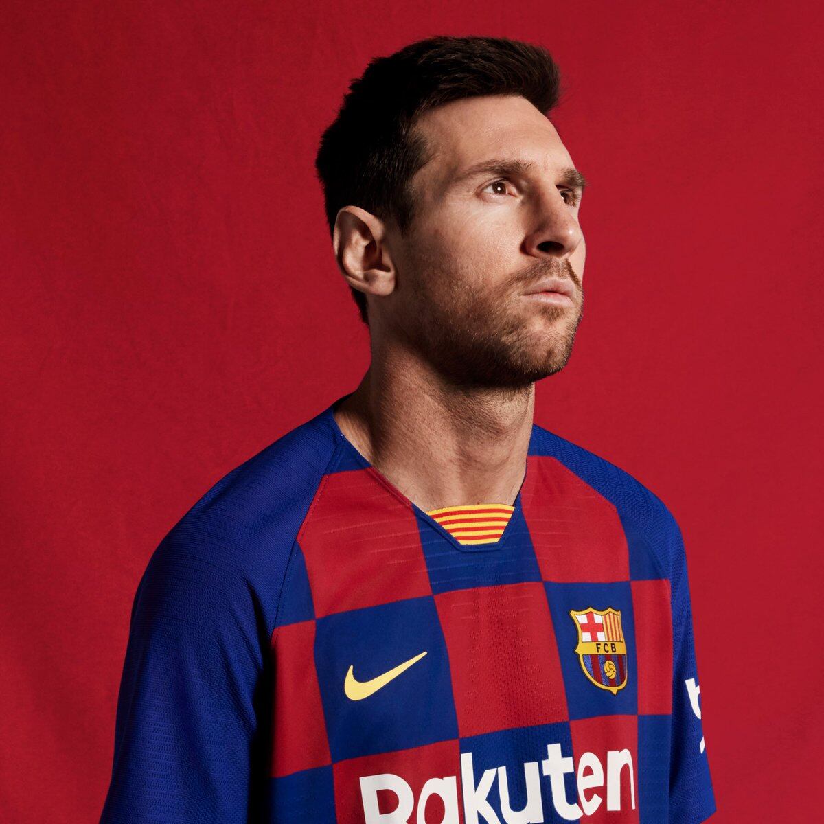 El Barcelona lanza polémica camiseta a cuadros