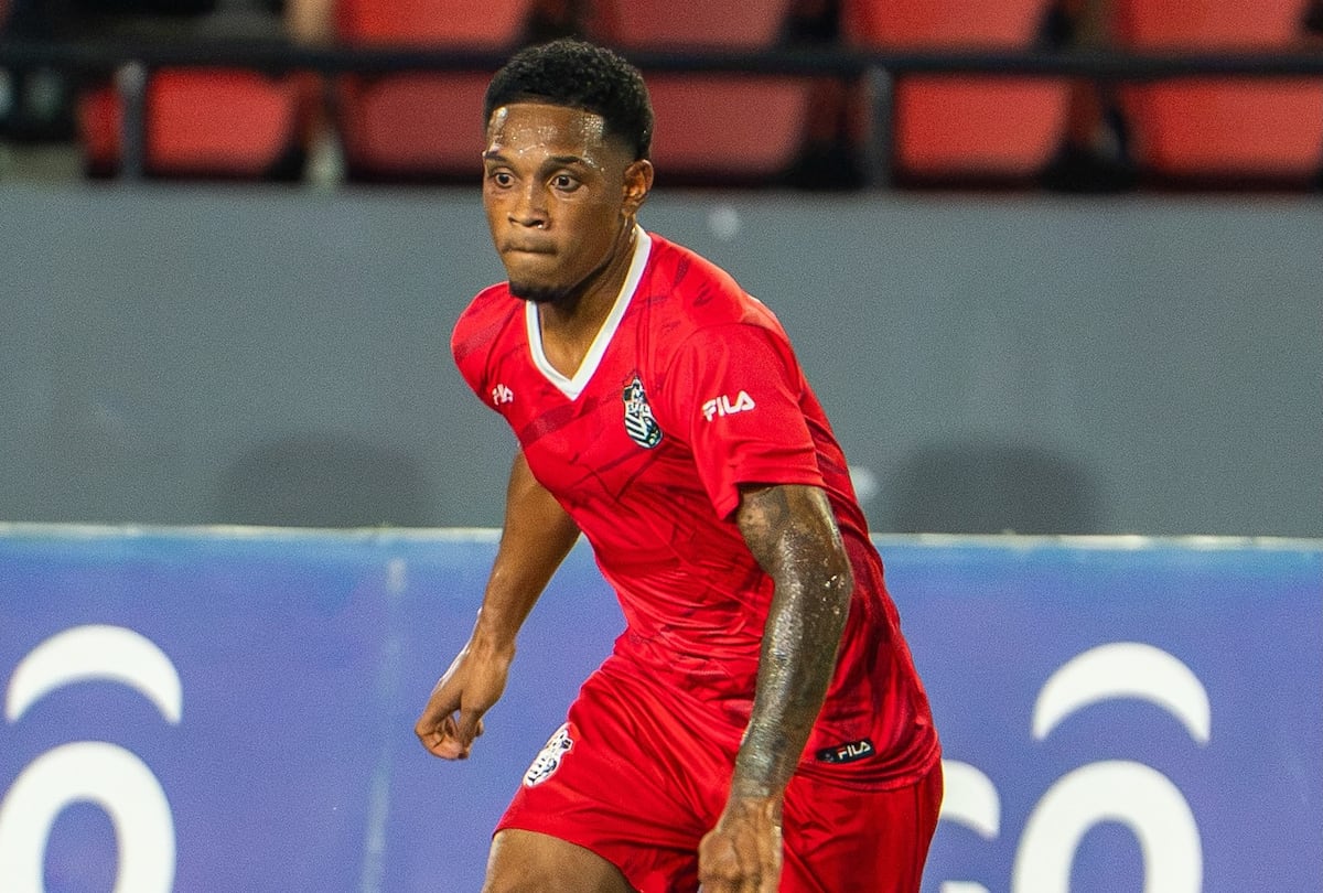El Bolillo suma a un panameño, Jorge Méndez queda habilitado para jugar con El Salvador