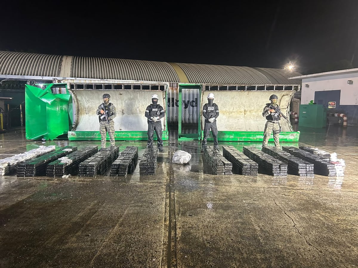 ¡Droga escondida en maquinaria! Megaoperativos antidrogas dejan más de 2 mil paquetes decomisados en menos de 12 horas