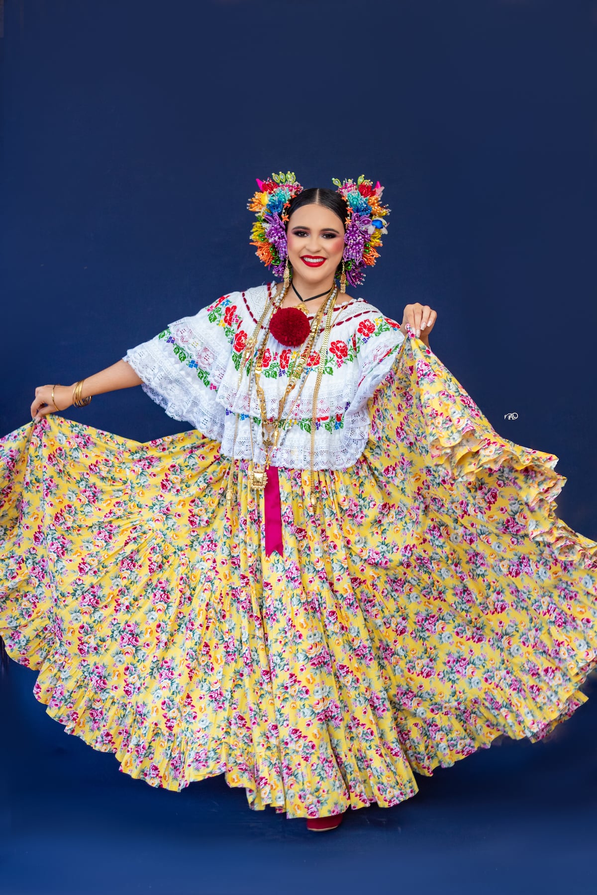 Itzel Ivethe Bósquez: La joven de Llano Grande que busca coronarse Reina del Festival del Toro Guapo 2025