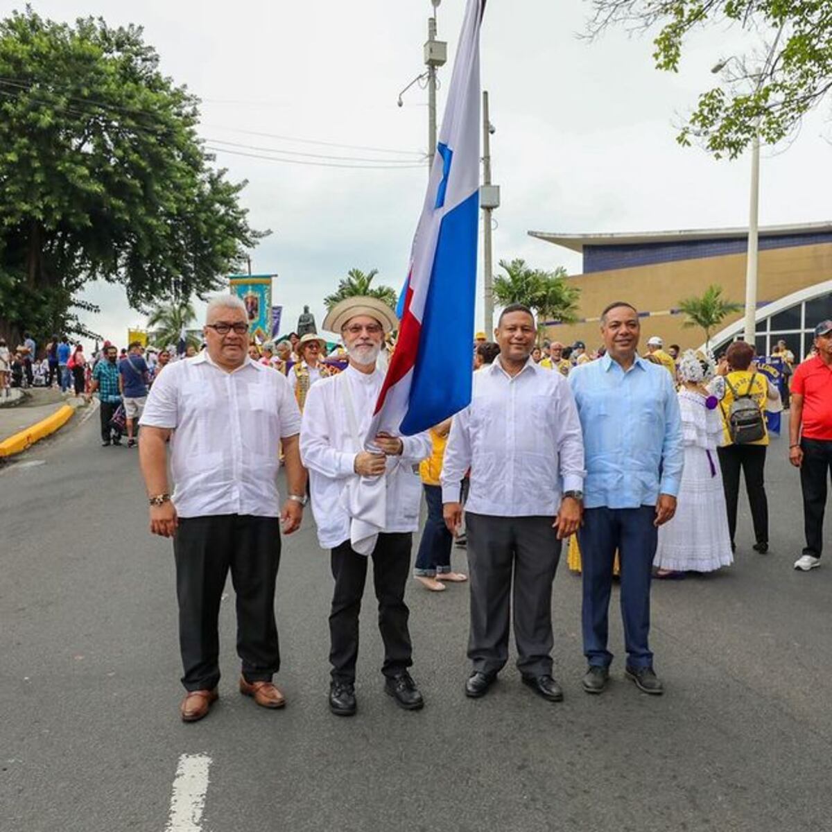 Alcalde Fábrega da positivo a covid-19. Entra en cuarentena