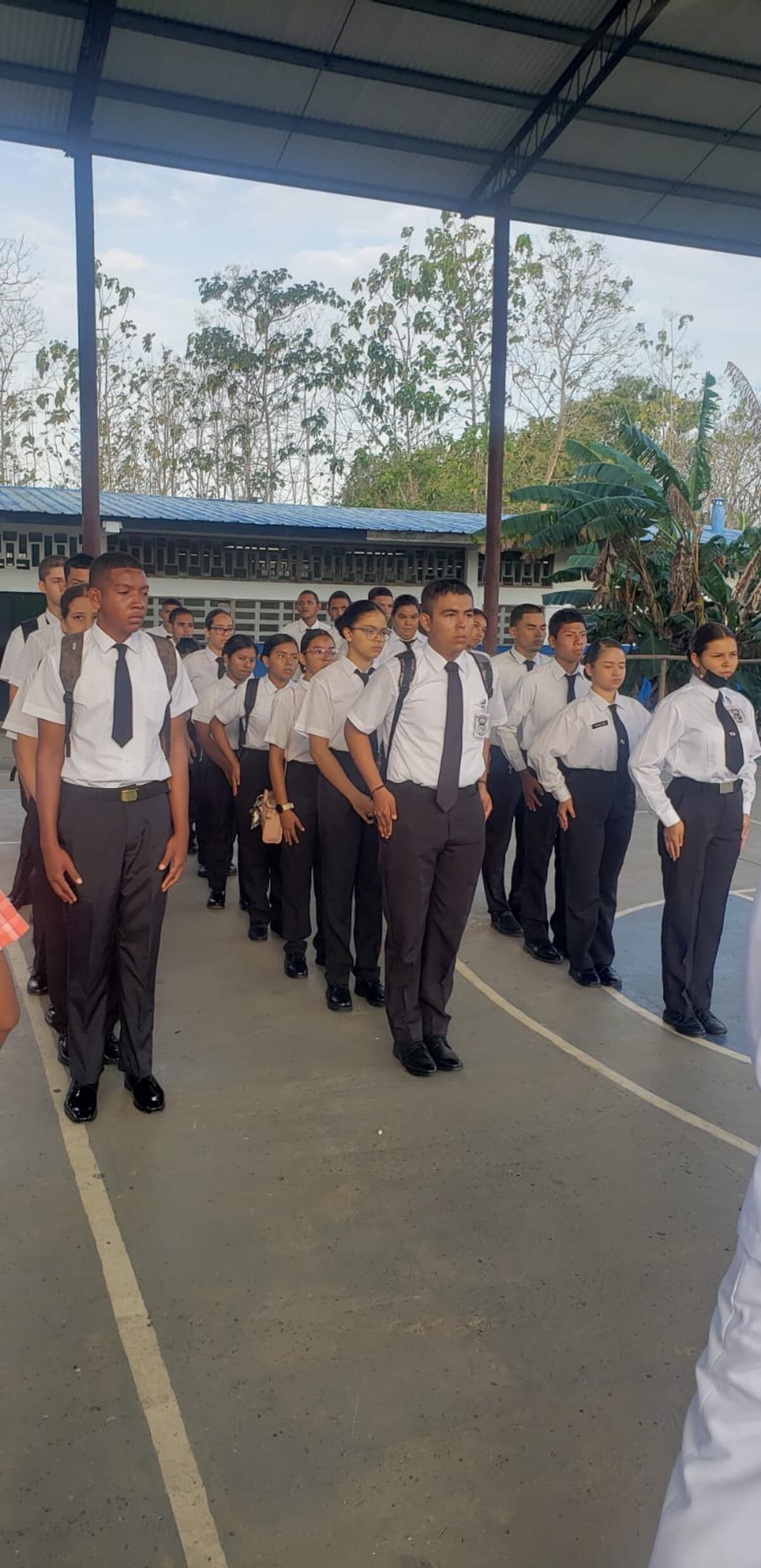 Escuela Ernestina Sucre de Pocrí de Los Santos inicia año escolar 2023 y espera nombramientos de docentes de Física y de Marina. Video