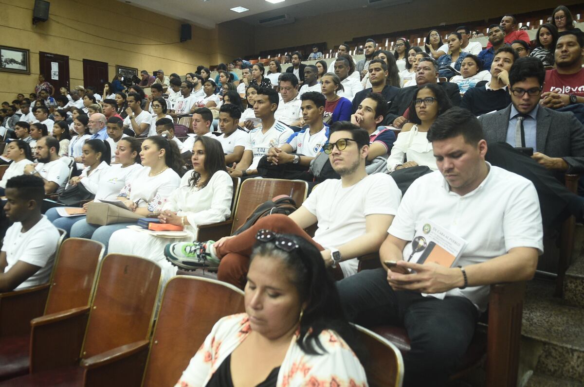 Se atreven : Jóvenes se hacen sentir en la Asamblea Nacional 