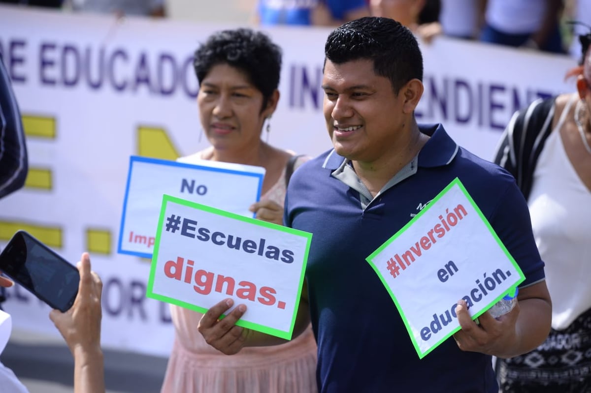 Docentes salen a la calle en su primera marcha con el Gobierno de 'Nito’ Cortizo