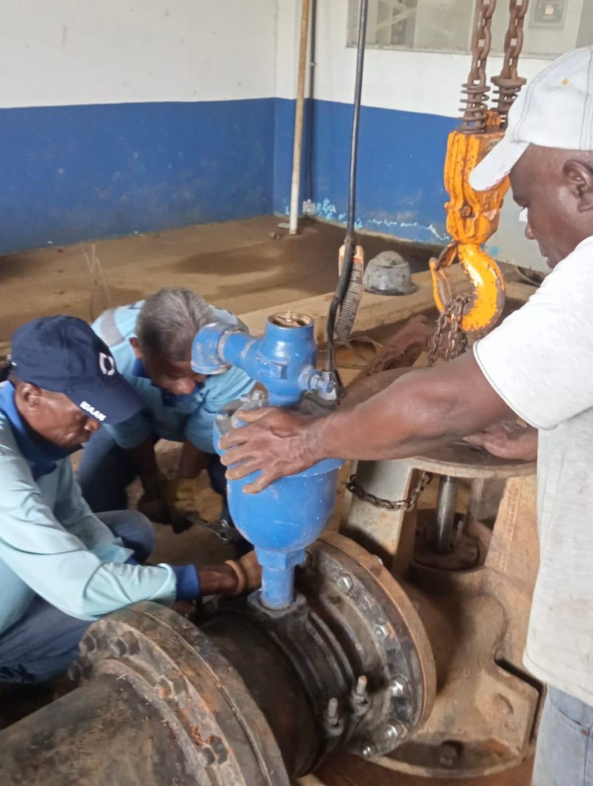 Los vecinos de Pacora exigen agua potable tras una semana con la garganta seca