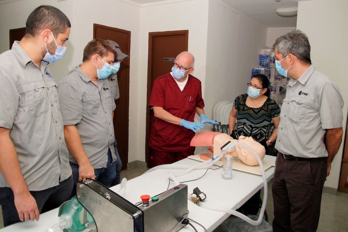 Equipo Panamá. Científicos trabajan en cuatro prototipos de ventiladores